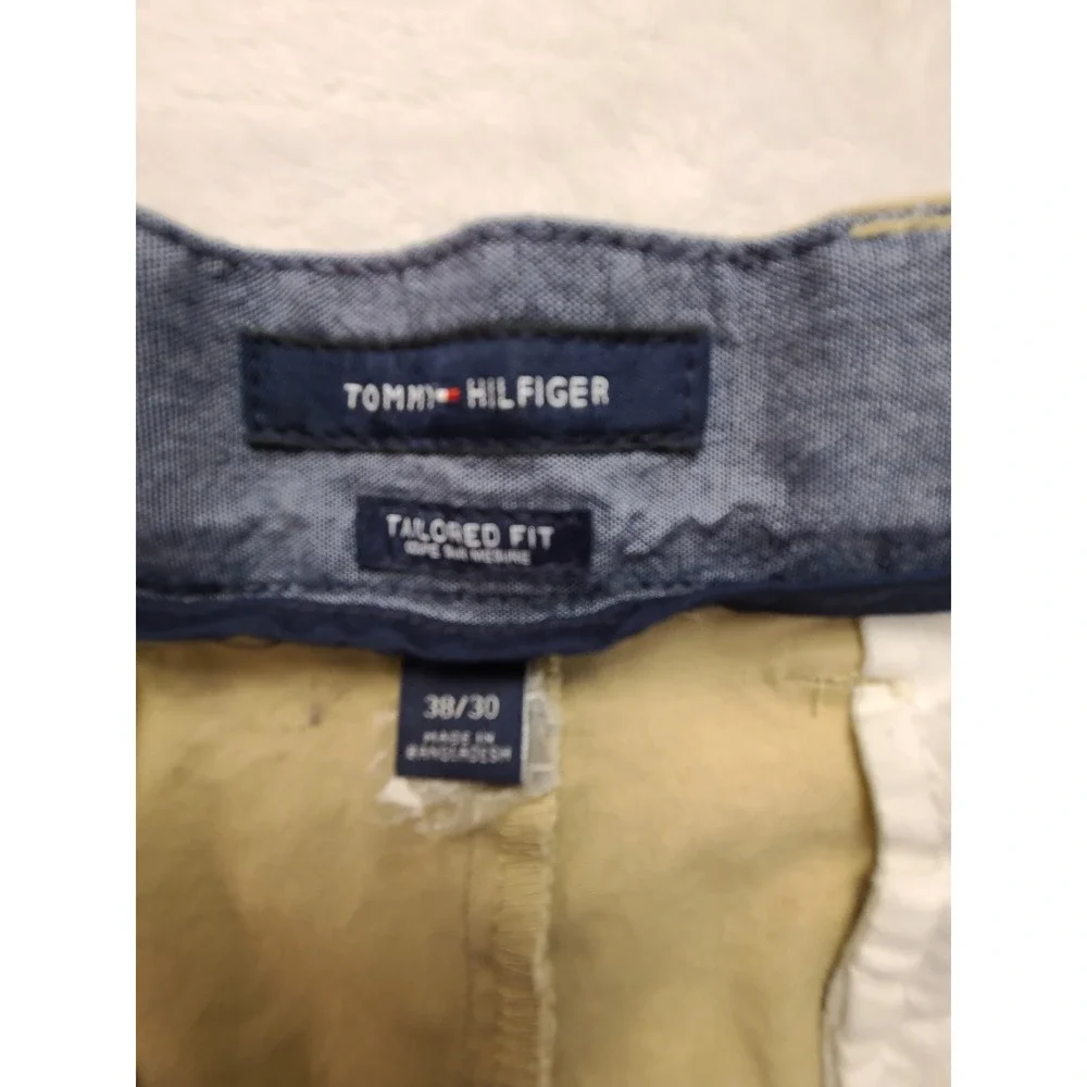 Tommy Hilfiger Men's Tailored Fit Chino Pants Tan Khaki 38x30 Flat Front Cotton